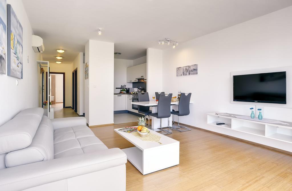 פולה Apartments Vea מראה חיצוני תמונה