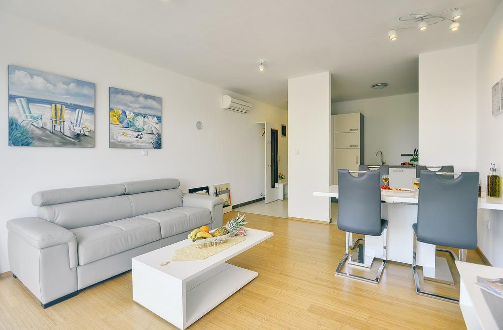 פולה Apartments Vea מראה חיצוני תמונה